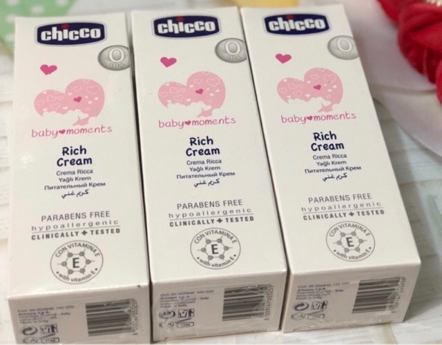 kem dưỡng ẩm Chicco, kem dưỡng ẩm Chicco có tốt không, dưỡng ẩm Chicco, kem dưỡng ẩm Chicco có bôi mặt được không, review kem dưỡng ẩm Chicco, kem dưỡng ẩm Chicco review, kem dưỡng Chicco cho bé, sữa dưỡng ẩm Chicco, kem dưỡng ẩm cho bé Chicco, cách sử dụng kem dưỡng ẩm Chicco, kem dưỡng ẩm chứa omega và vitamin e Chicco 100ml