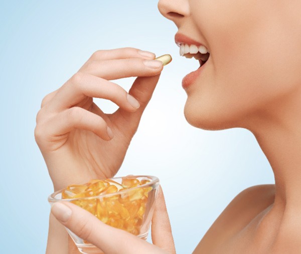 Có nên uống tinh dầu hoa anh thảo không? Có nên uống tinh dầu hoa anh thảo không, Có nên uống tinh dầu hoa anh thảo