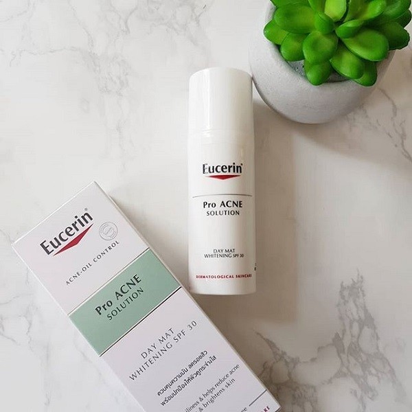 review kem dưỡng ẩm eucerin cho da dầu, review kem dưỡng ẩm eucerin, review kem dưỡng ẩm eucerin lipo balance, eucerin kem dưỡng ẩm, kem dưỡng ẩm eucerin cho da dầu, kem dưỡng ẩm eucerin cho da mụn