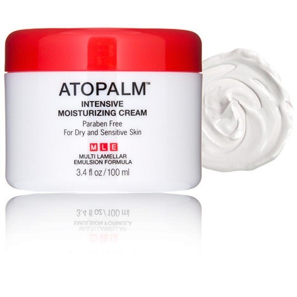 Kem dưỡng ẩm Atopalm có tác dụng trị viêm da cơ địa cho bé. Sản phẩm cũng có tác dụng dưỡng ẩm duy trì độ ẩm cho da và phục hồi các tế bào da bị tổn thương. Vậy, tác dụng thực hư của kem dưỡng ẩm Atopalm như thế nào?