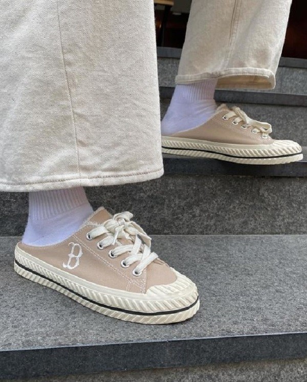 giày mlb playball mule, mlb playball mule, mlb playball mule monogram, giày mlb playball origin mule new york yankees, mlb playball mule monogram new york yankees, giày mlb playball mule giá, giày mlb playball mule có tốt không, giày mlb playball mule chính hãng