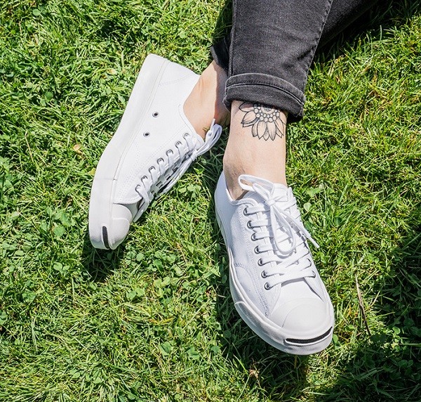 giày converse trắng cổ thấp, giày converse nữ trắng cổ thấp, giày converse classic trắng cổ thấp, giày converse nam cổ thấp trắng, giày converse trắng cổ thấp giá rẻ, giày converse trắng cổ thấp giá bao nhiêu