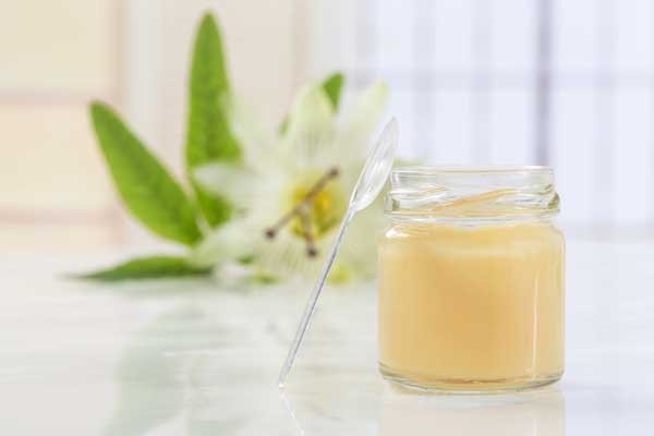 Những ai nên uống sữa ong chúa